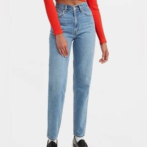 Levi’s high waist taper jeans size 27/27 mid wash denim